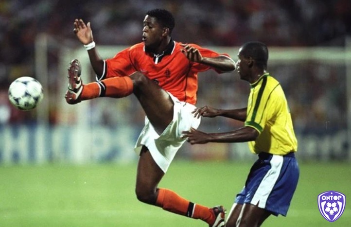 Patrick Kluivert (Hà Lan) - Top các cầu thủ ghi bàn nhiều nhất Euro