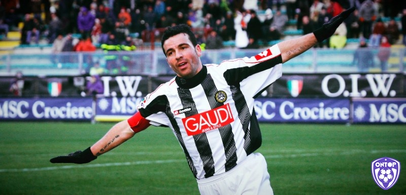 Antonio Di Natale luôn thi đấu nhiệt huyết mỗi lần được ra sân