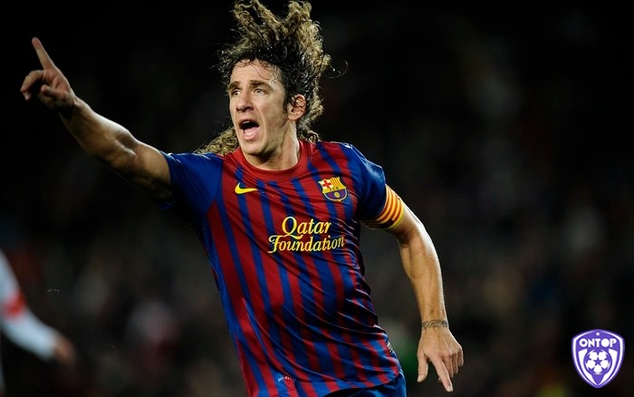 Carles Puyol là trung vệ có khả năng chặn bóng xuất sắc nhất C1