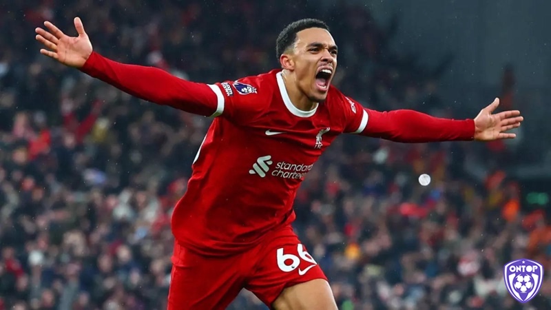 Alexander-Arnold là một hậu vệ xuất sắc với kinh nghiệm kiểm soát bóng điêu luyện