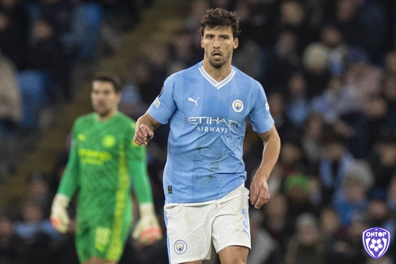 Hậu vệ hay nhất Ngoại hạng Anh đầy xuấ sắc của Manchester City - Ruben Dias