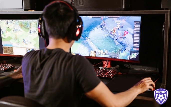 Cộng đồng tích cực và nhà phát triển chăm chỉ cập nhật giúp game online duy trì sức sống lâu dài