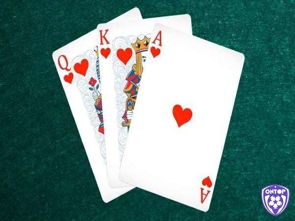Liêng là một bộ bài mạnh trong cách chơi bài liêng