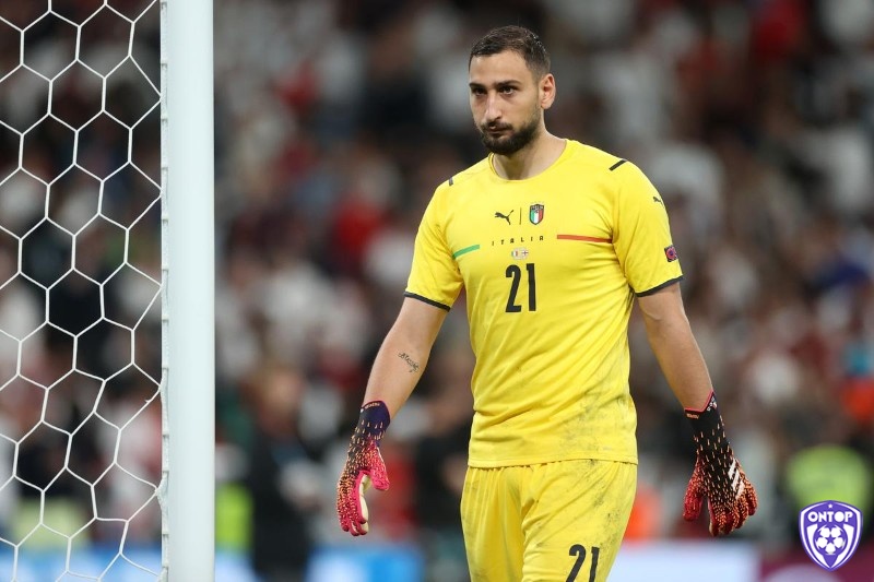 Donnarumma – thủ môn trẻ tỏa sáng rực rỡ tại Euro 2020 với những pha cản penalty lịch sử