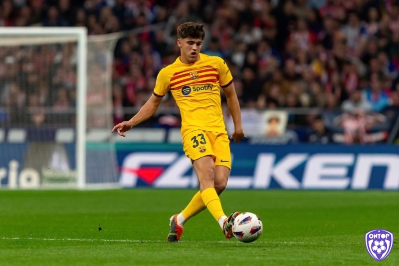 Kỹ năng chuyền bóng và phát động tấn công biến top trung vệ hay nhất LaLiga thành “kiến trúc sư” từ tuyến dưới.