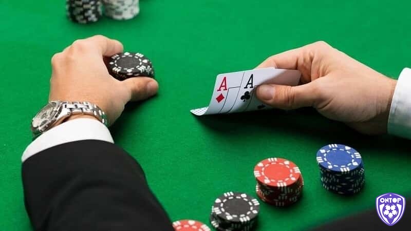 Một cách chơi xì dách luôn thắng là chơi thích nghi, thay đổi theo tình huống