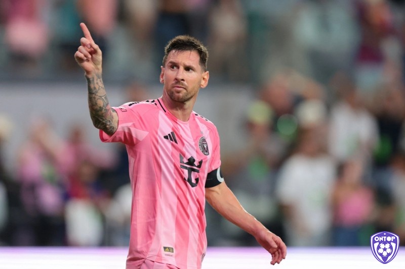 Lionel Messi vận động viên bóng đá kiếm tiền nhiều