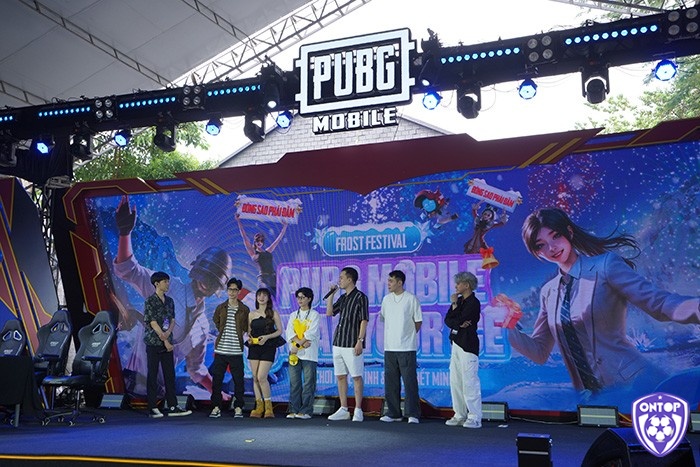 PUBG Mobile mang đến trải nghiệm battle royale căng thẳng với cộng đồng sinh tồn rất sôi động