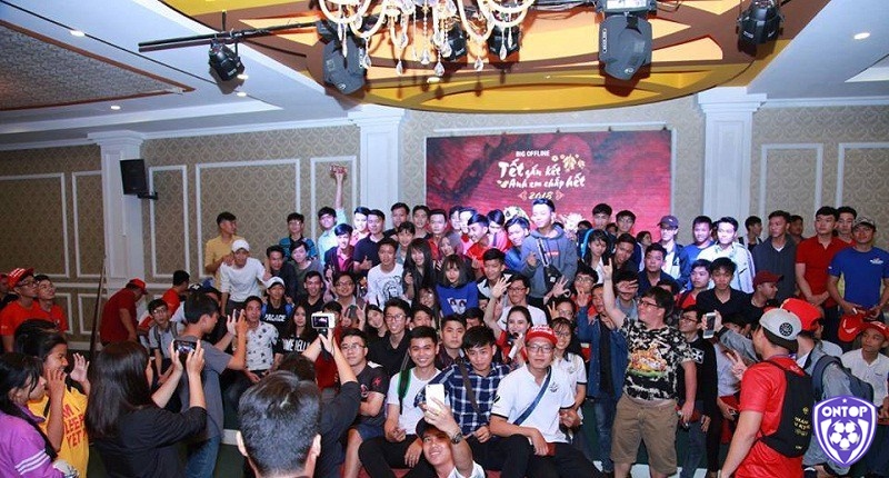 Liên Quân Mobile là game MOBA sôi động, dễ ghép trận và có cộng đồng Việt Nam lớn