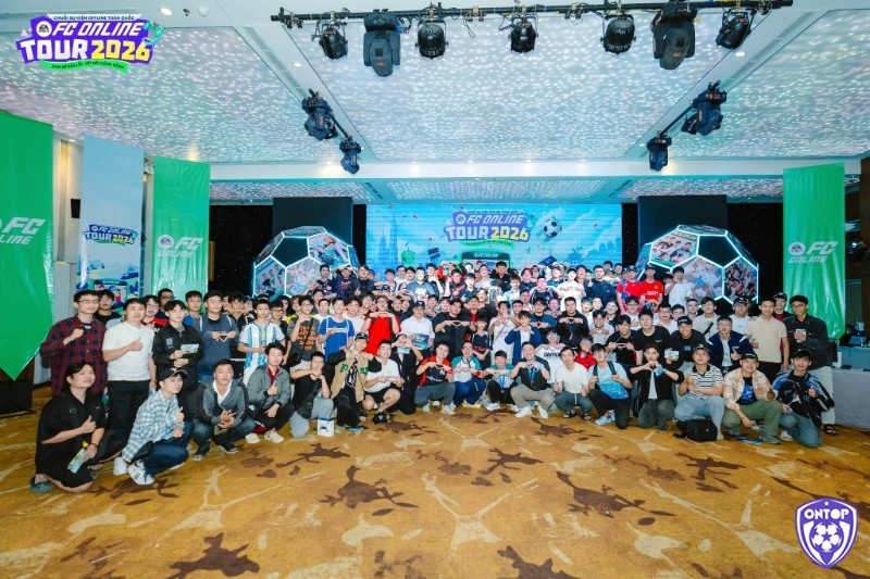 EA SPORTS FC Online hấp dẫn fan bóng đá nhờ xây dựng đội hình sâu và cộng đồng thi đấu sôi nổi