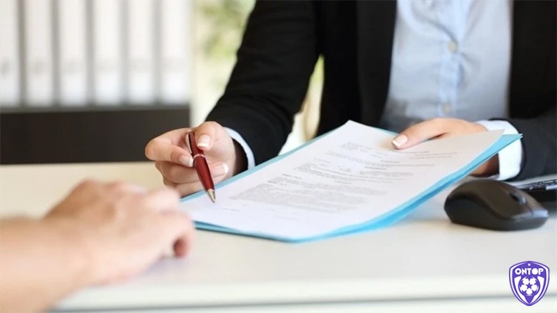 Giải mã giấc mơ thấy ký hợp đồng chi tiết cùng điềm báo và các con số may mắn liên quan